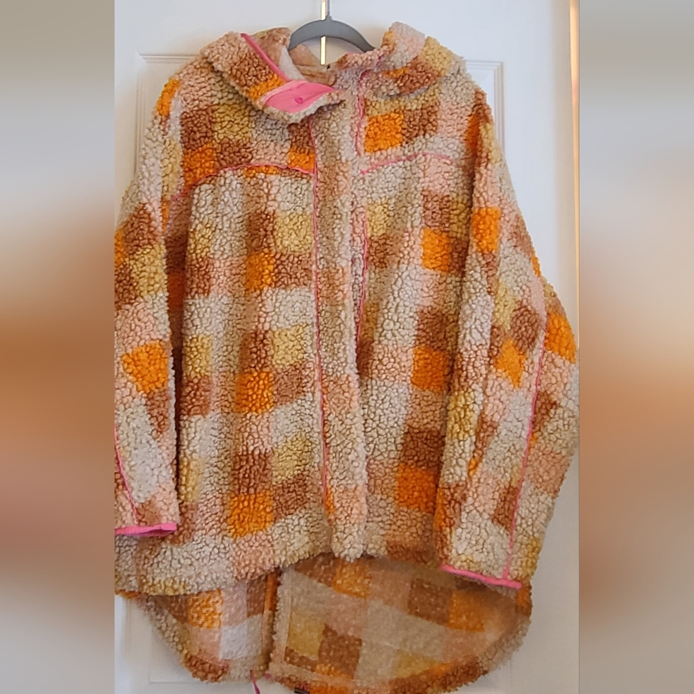 Vibrant Sherpa Jacket by Davi & Dani